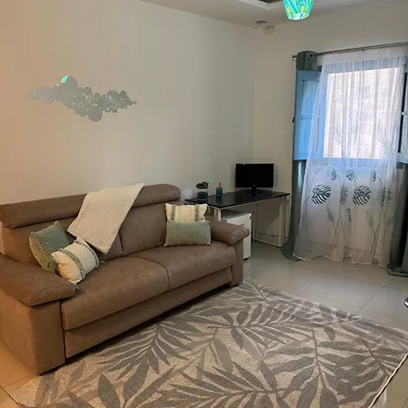 Lägenhet Cosy Maisonette In Naxxar